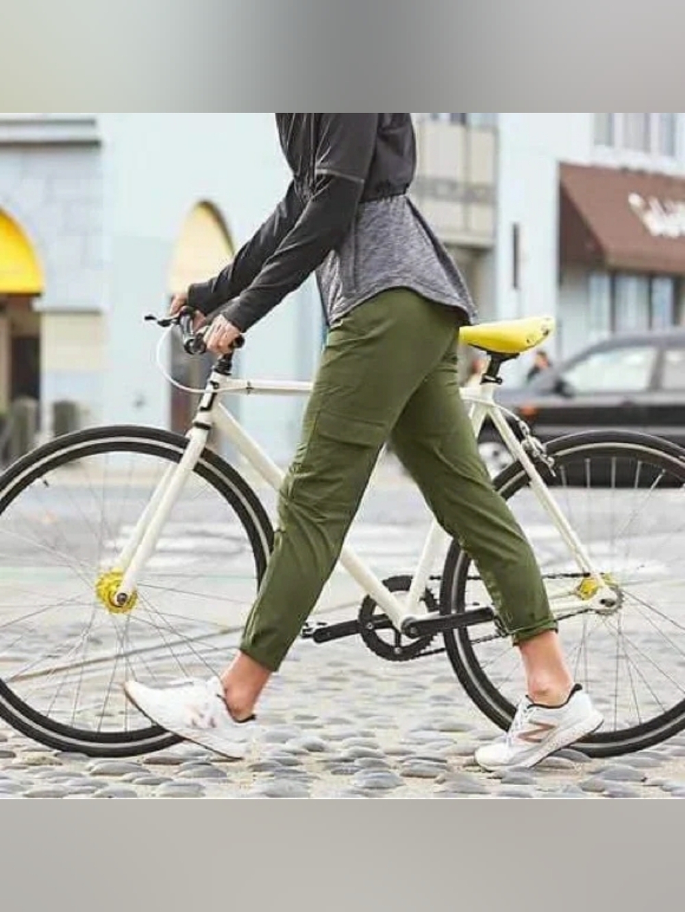 Athleta Chelsea Cargo Ankle Pants - Green - Size 6